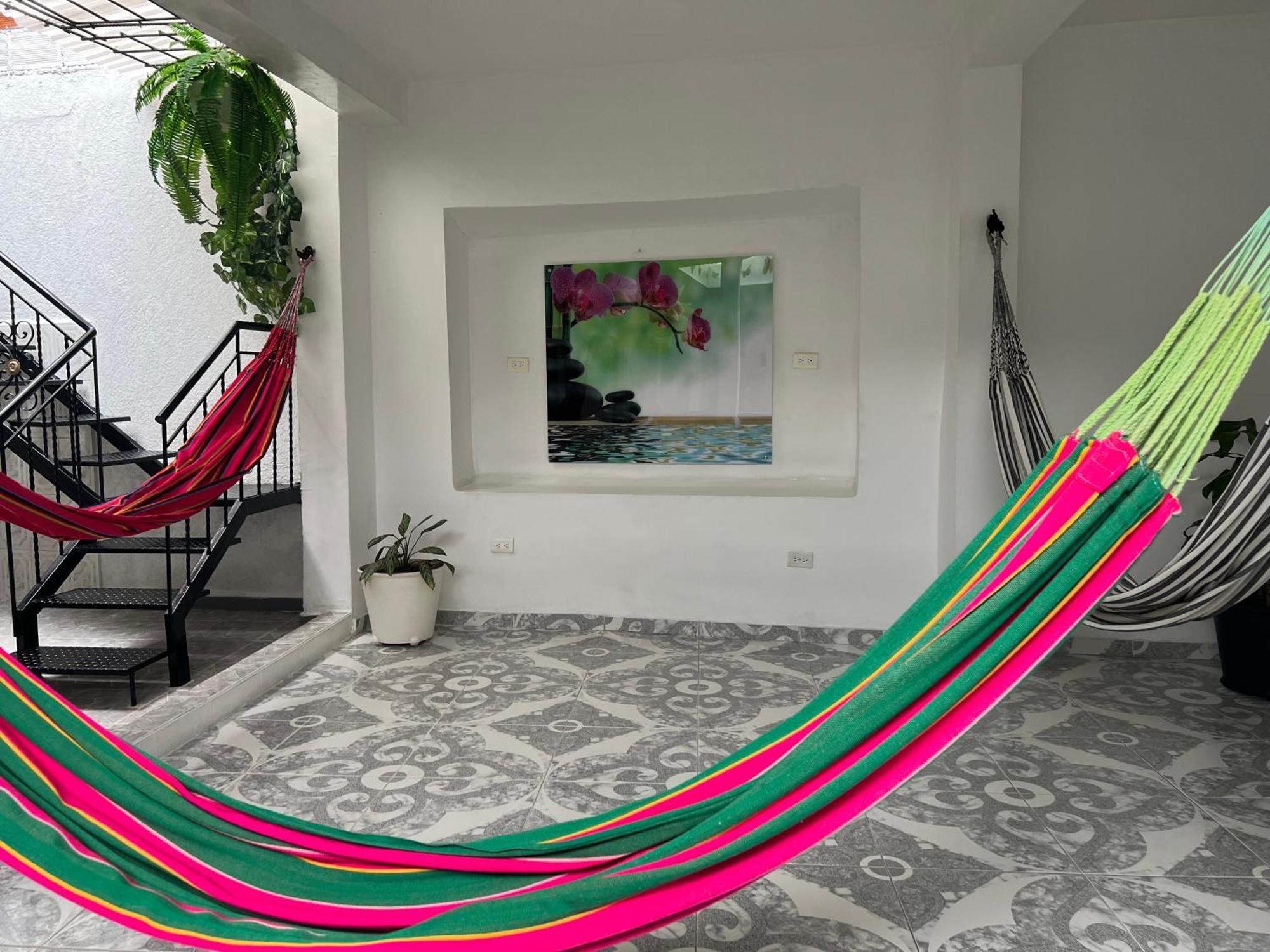 Helena Hostel Cali Εξωτερικό φωτογραφία