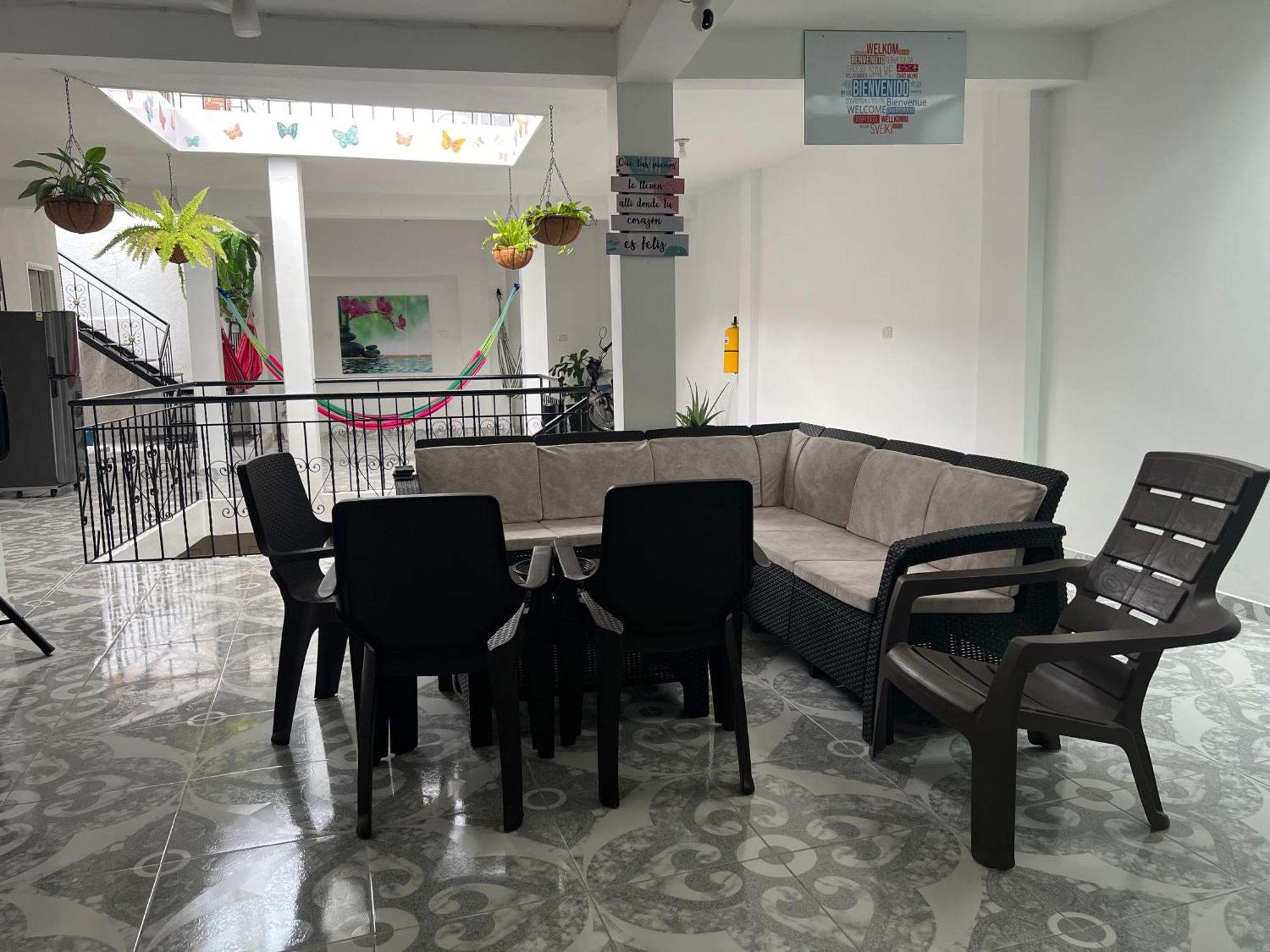 Helena Hostel Cali Εξωτερικό φωτογραφία